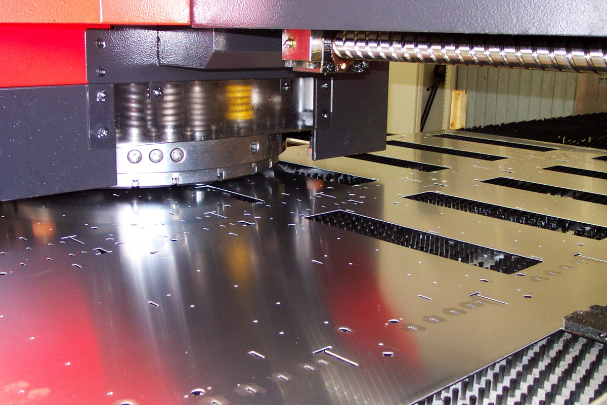 CNC-Stanzen, Nibbeln